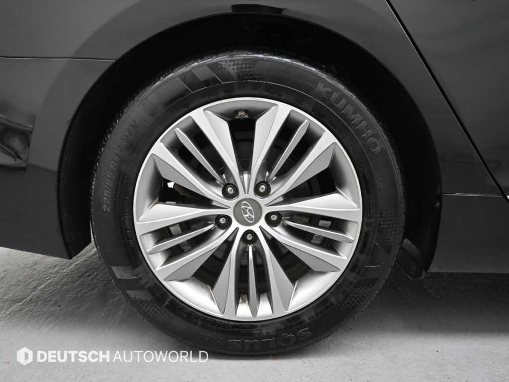 HYUNDAI Grandeur - Vista 5