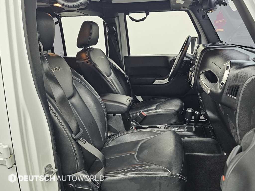 Jeep Wrangler - Vista 10