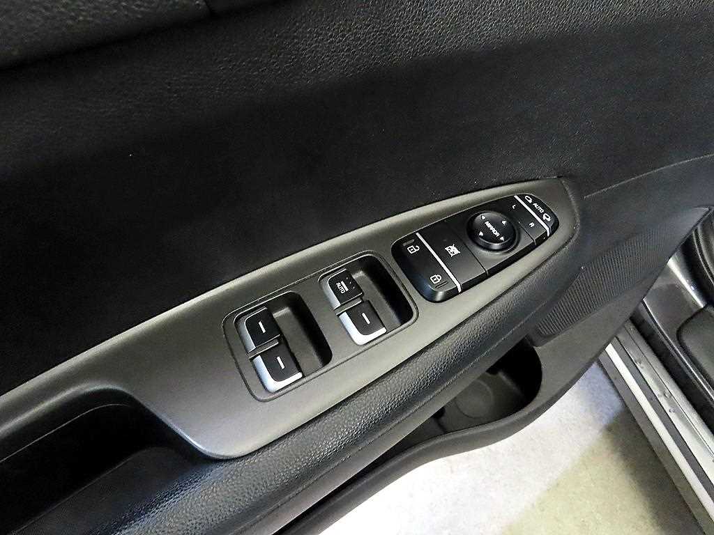 KIA K5 2018 Gris - Importación desde Corea - HF Imports Iquique - Foto 13