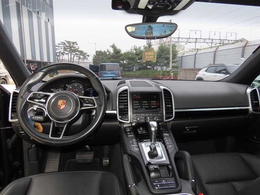 Porsche Cayenne - Vista 7