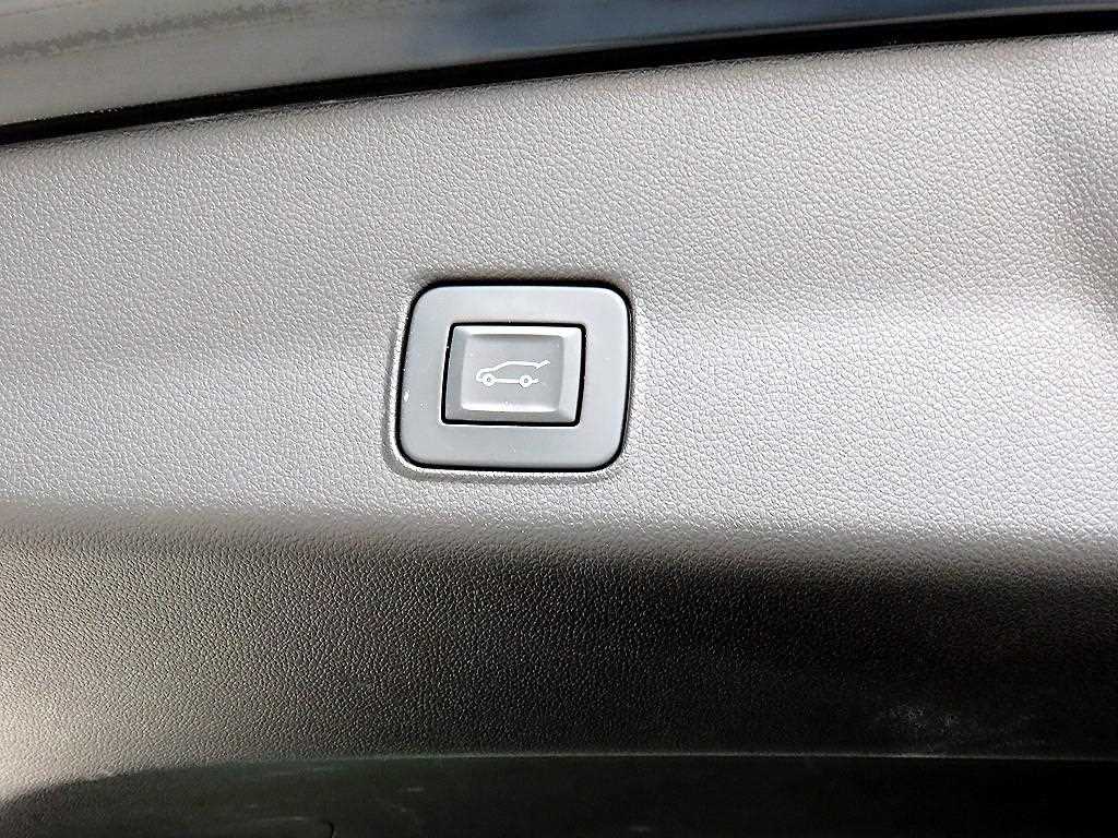 Chevrolet Trail Blazer 2022 Negro - Importación desde Corea - HF Imports Iquique - Foto 15