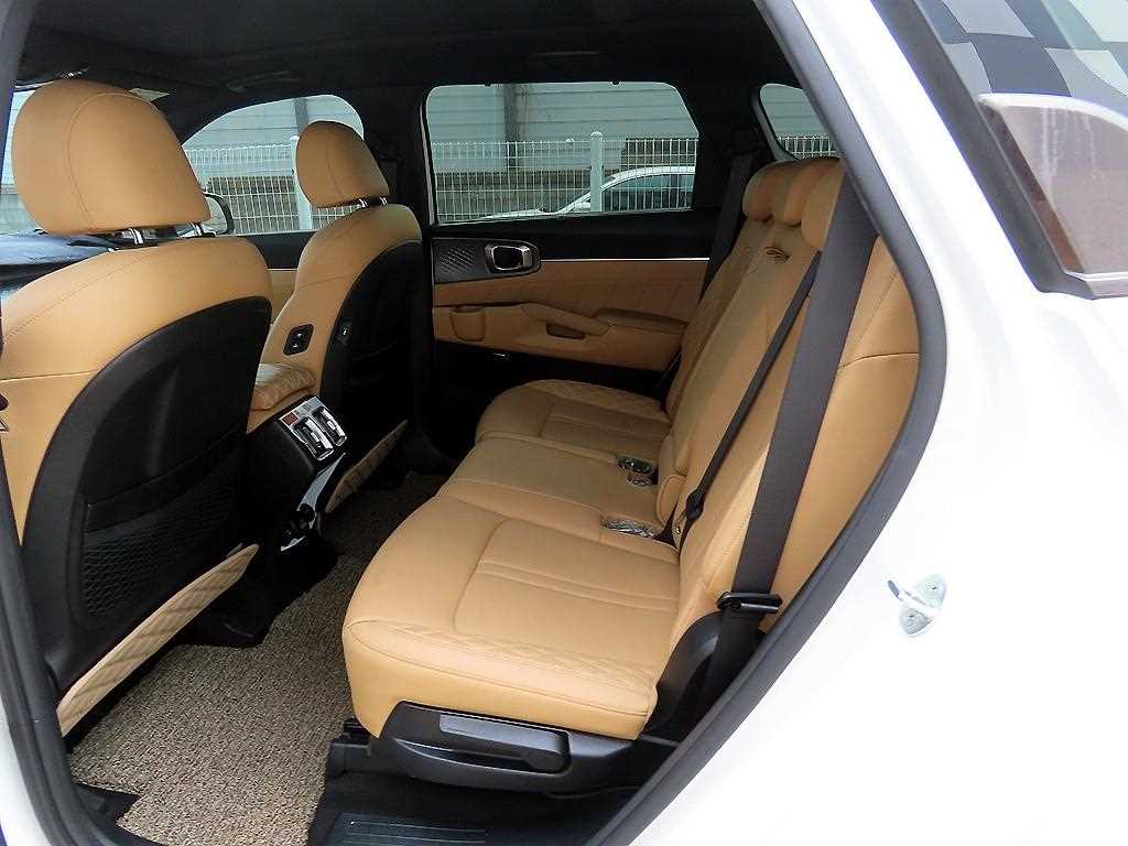 KIA Sorento - Vista 6