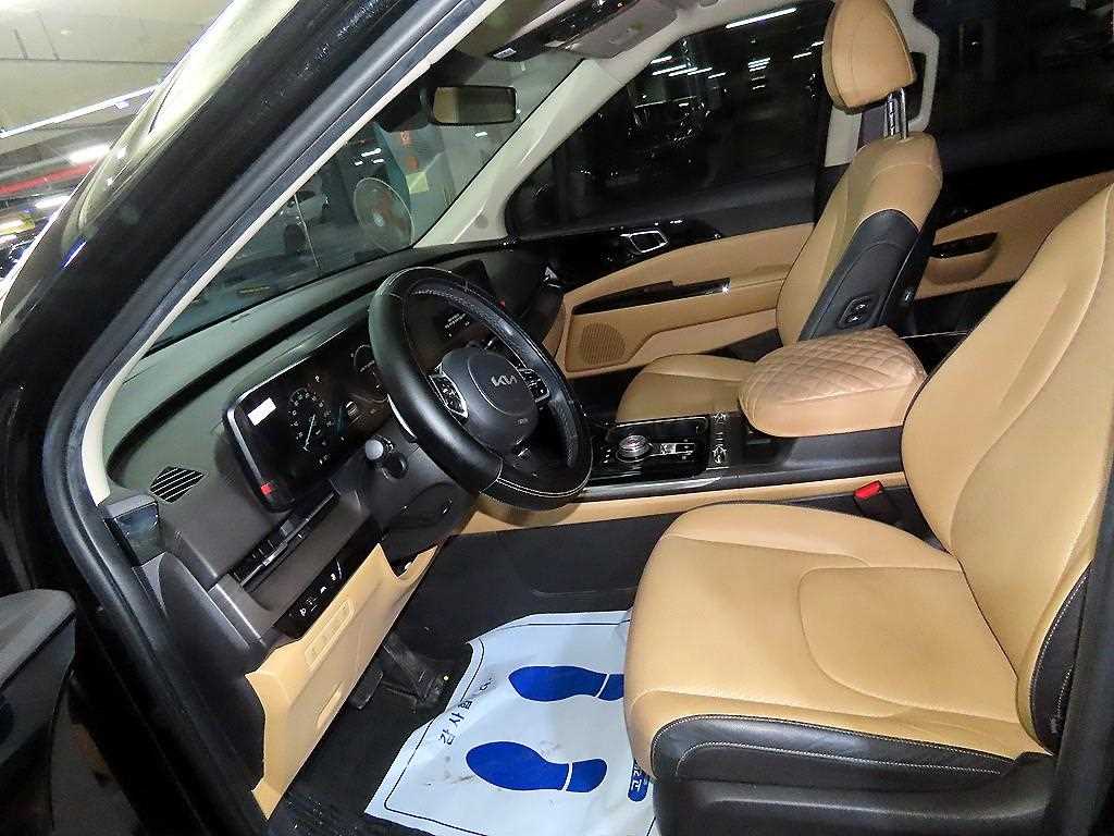 KIA Carnival - Vista 6