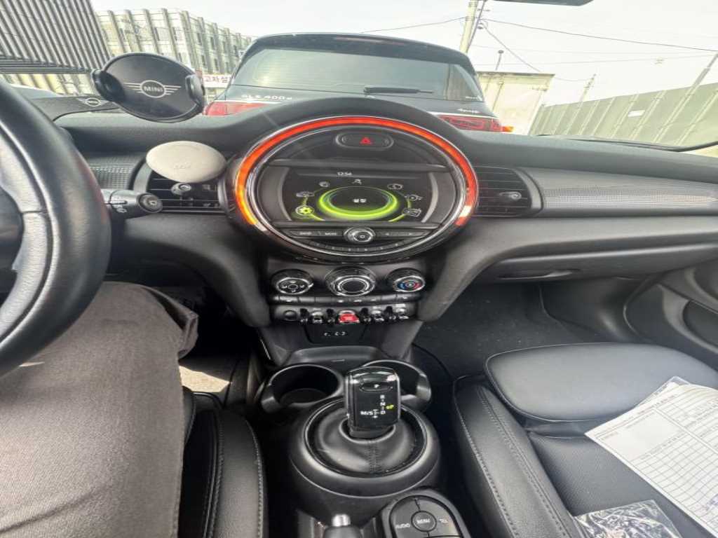 Mini Cooper - Vista 5