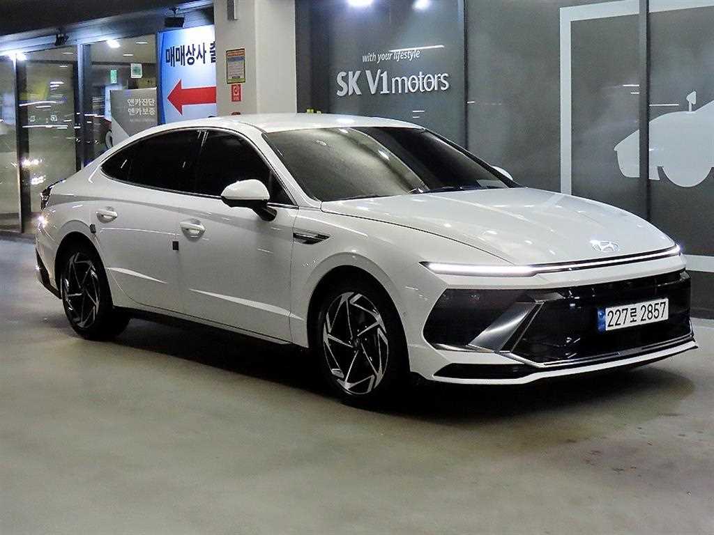 HYUNDAI Sonata 2024 Blanco - Importación desde Corea - HF Imports Iquique - Foto 1