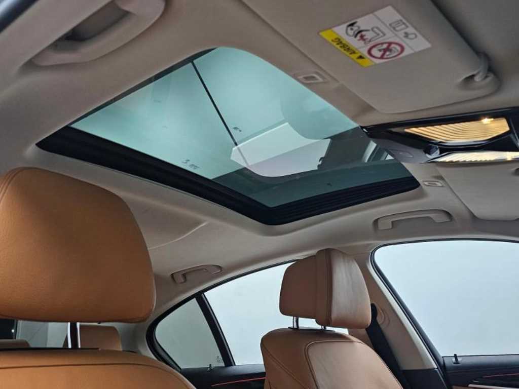 BMW 5 Series 2021 Negro - Importación desde Corea - HF Imports Iquique - Foto 18