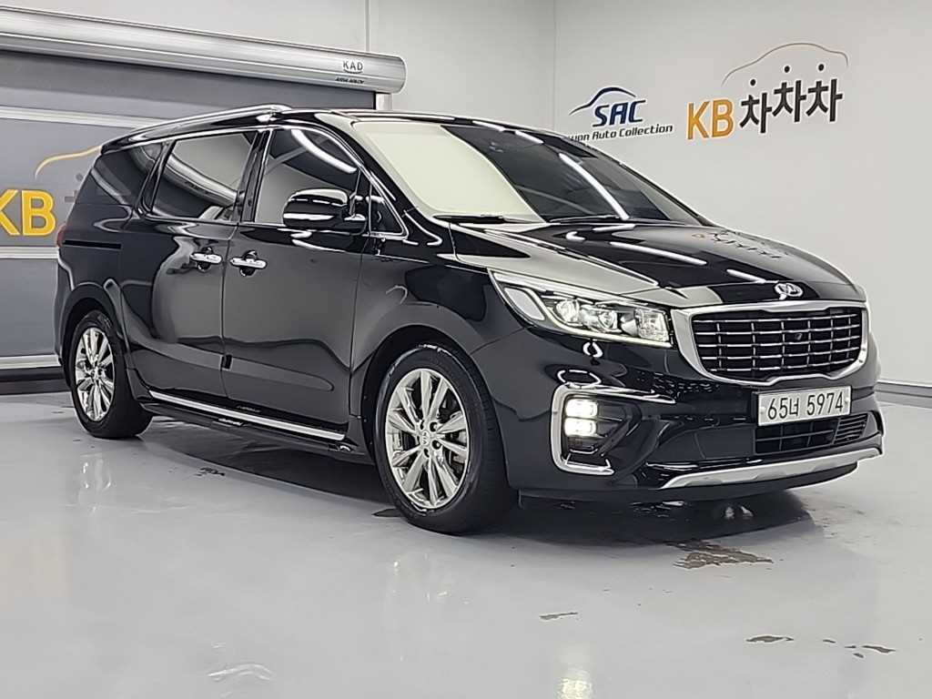 KIA Carnival - Vista 4