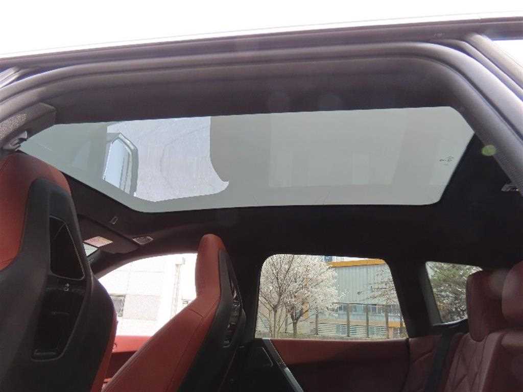 BMW iX 2024 Blanco - Importación desde Corea - HF Imports Iquique - Foto 18