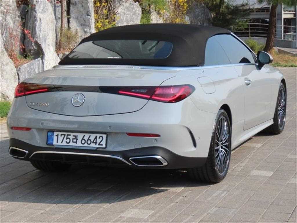 Mercedes Benz CLE Class - Vista 3