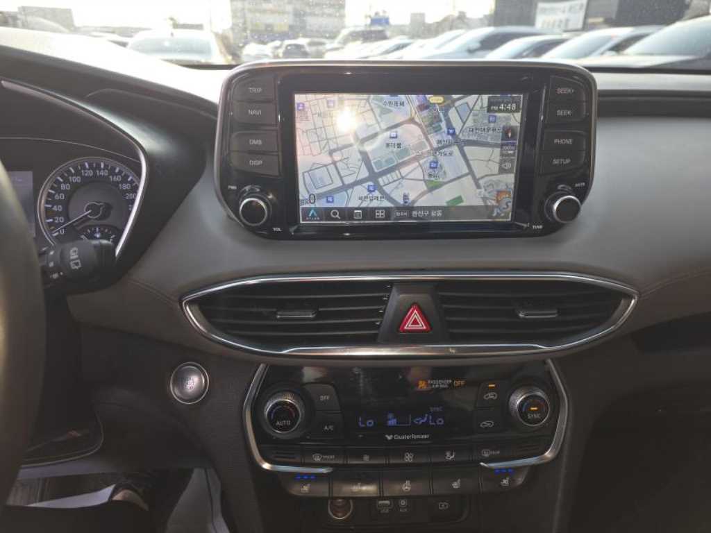 HYUNDAI Santa Fe - Vista 9