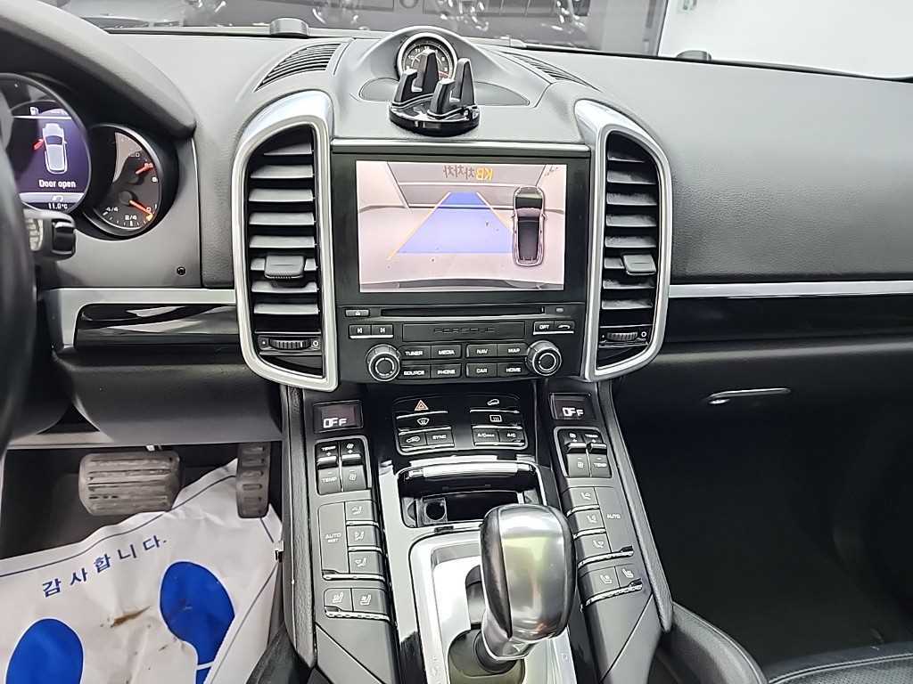 Porsche Cayenne - Vista 10