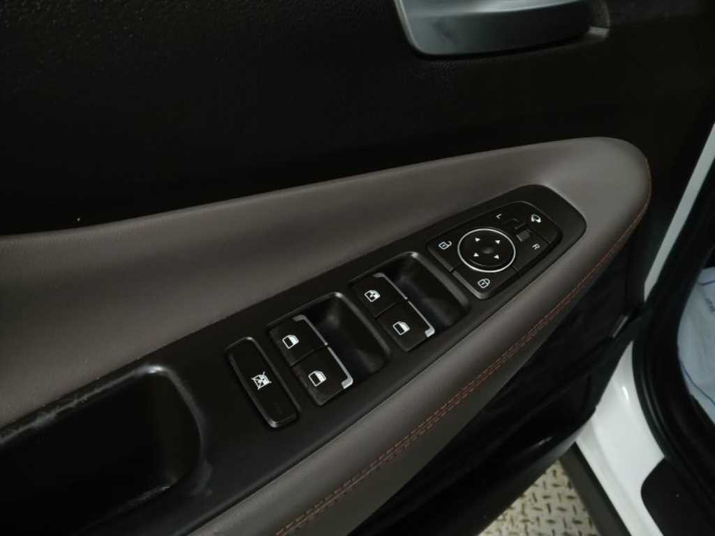 HYUNDAI Santa Fe - Vista 12