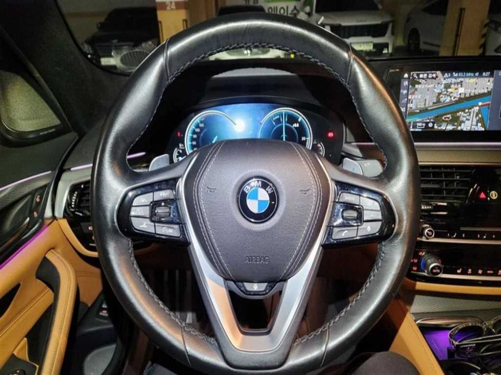 BMW 5 Series 2018 Gris - Importación desde Corea - HF Imports Iquique - Foto 16