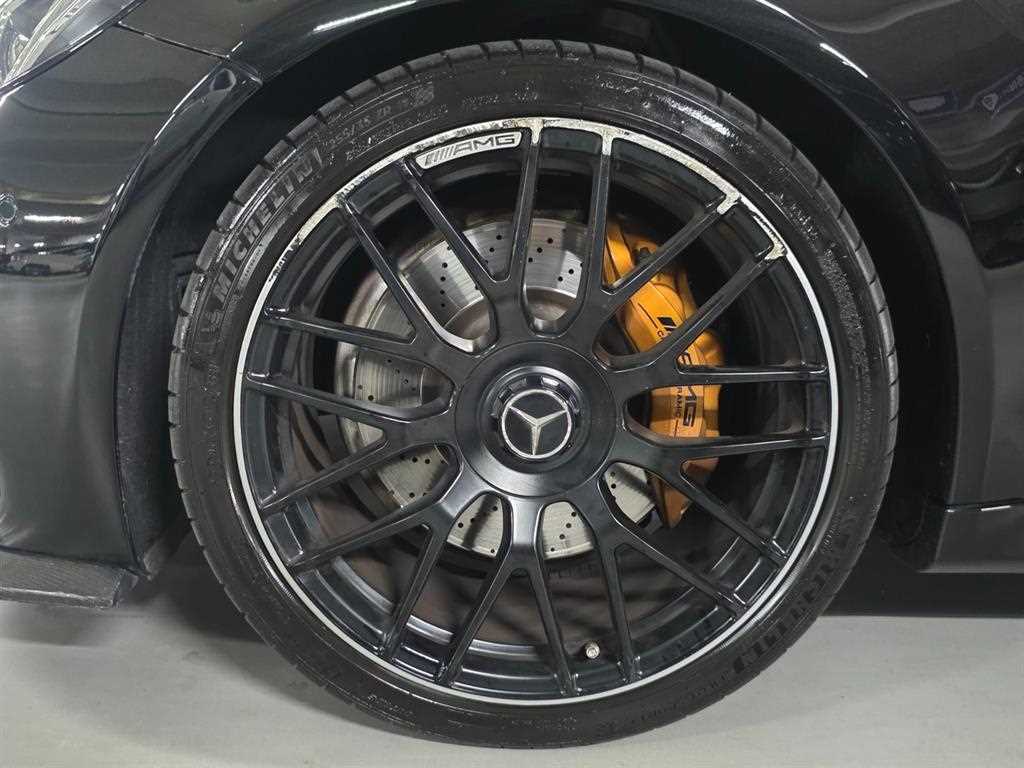 Mercedes Benz C Class 2017 Negro - Importación desde Corea - HF Imports Iquique - Foto 17