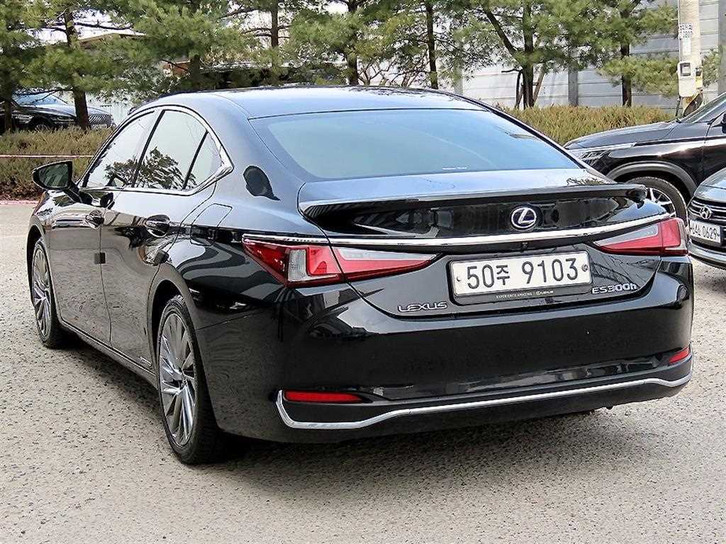 Lexus ES - Vista 3