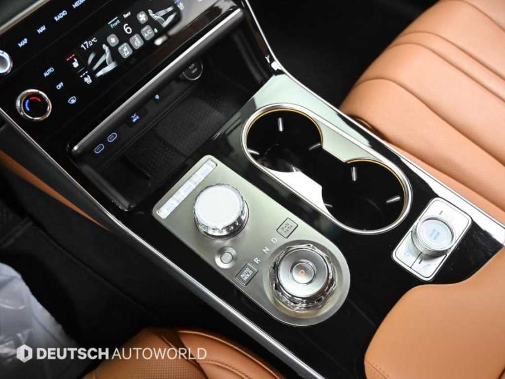 Genesis GV80 - Vista 9