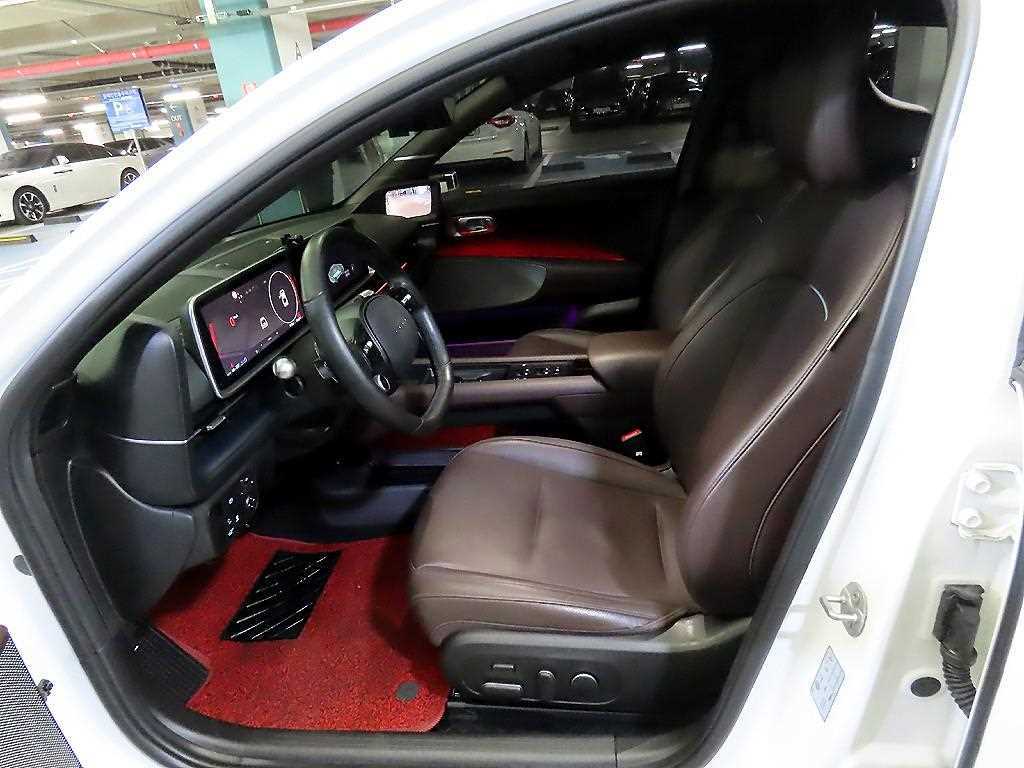 HYUNDAI Ioniq 6 - Vista 6