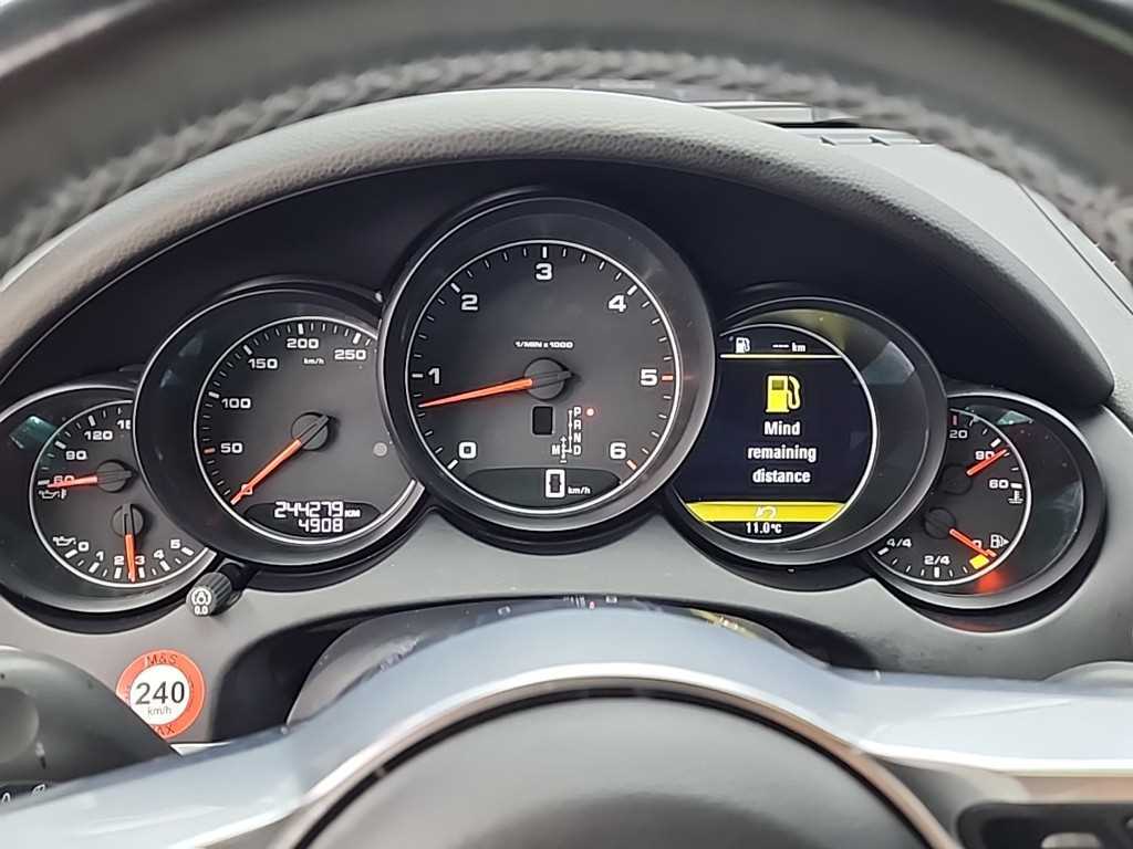 Porsche Cayenne - Vista 6