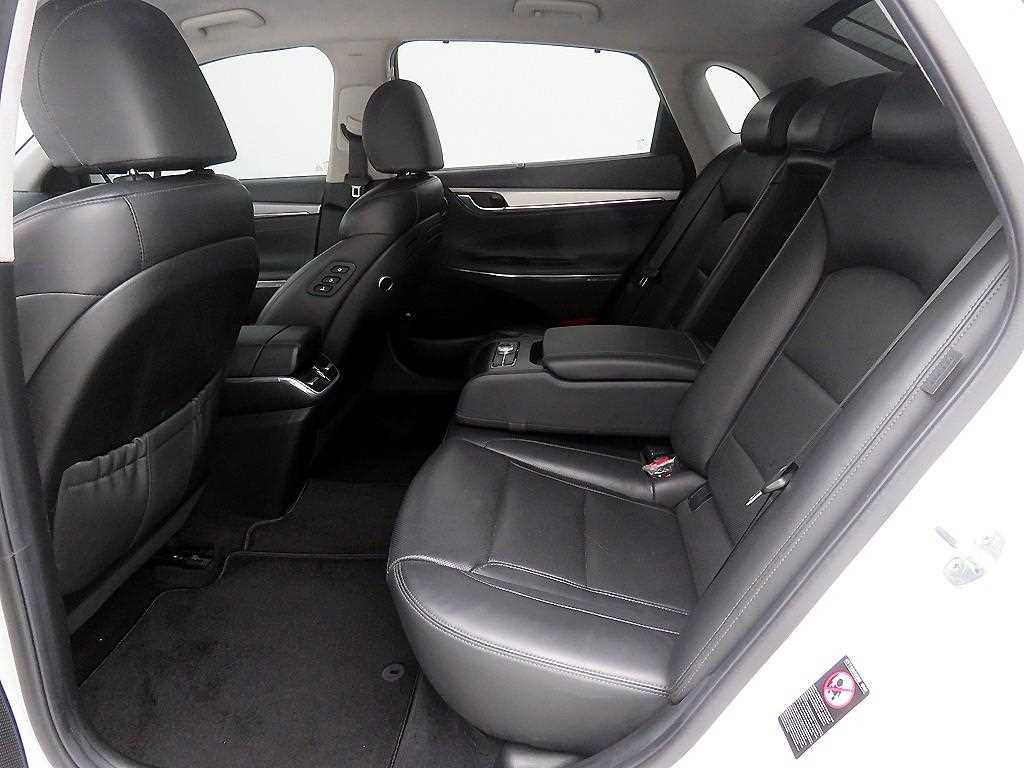 HYUNDAI Grandeur - Vista 7