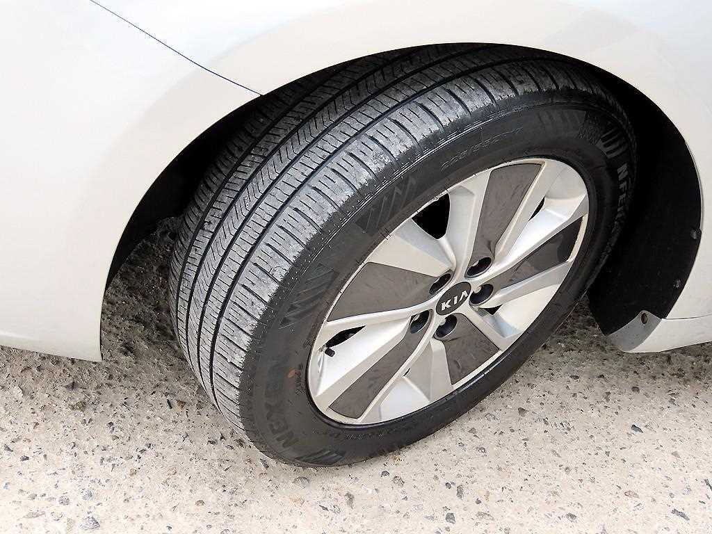 KIA K7 2017 Plateado - Importación desde Corea - HF Imports Iquique - Foto 19