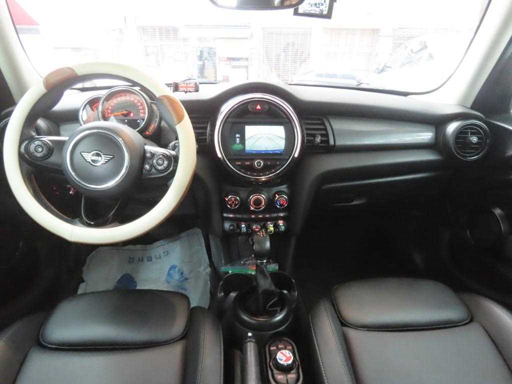 Mini Cooper - Vista 7