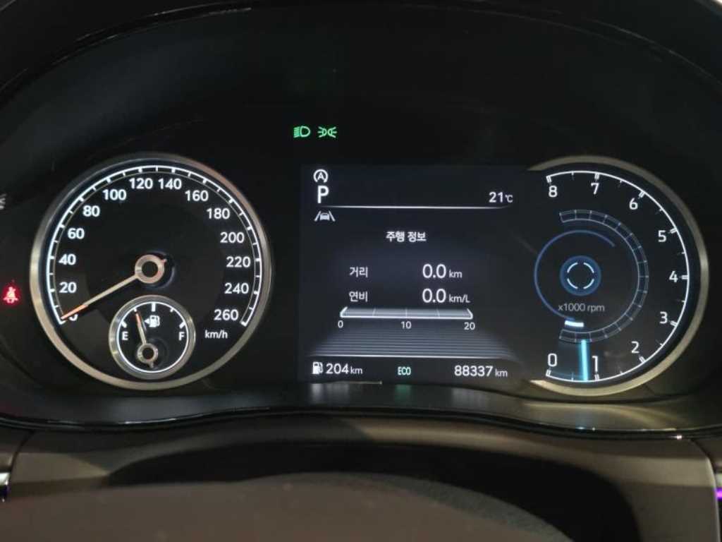 Genesis GV70 - Vista 7