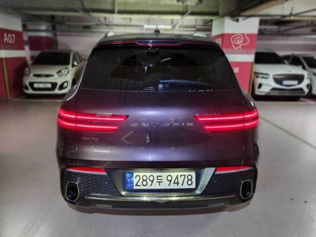 Genesis GV70 - Vista 2