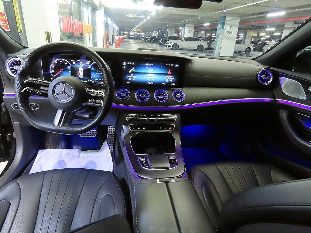 Mercedes Benz CLS Class - Vista 10
