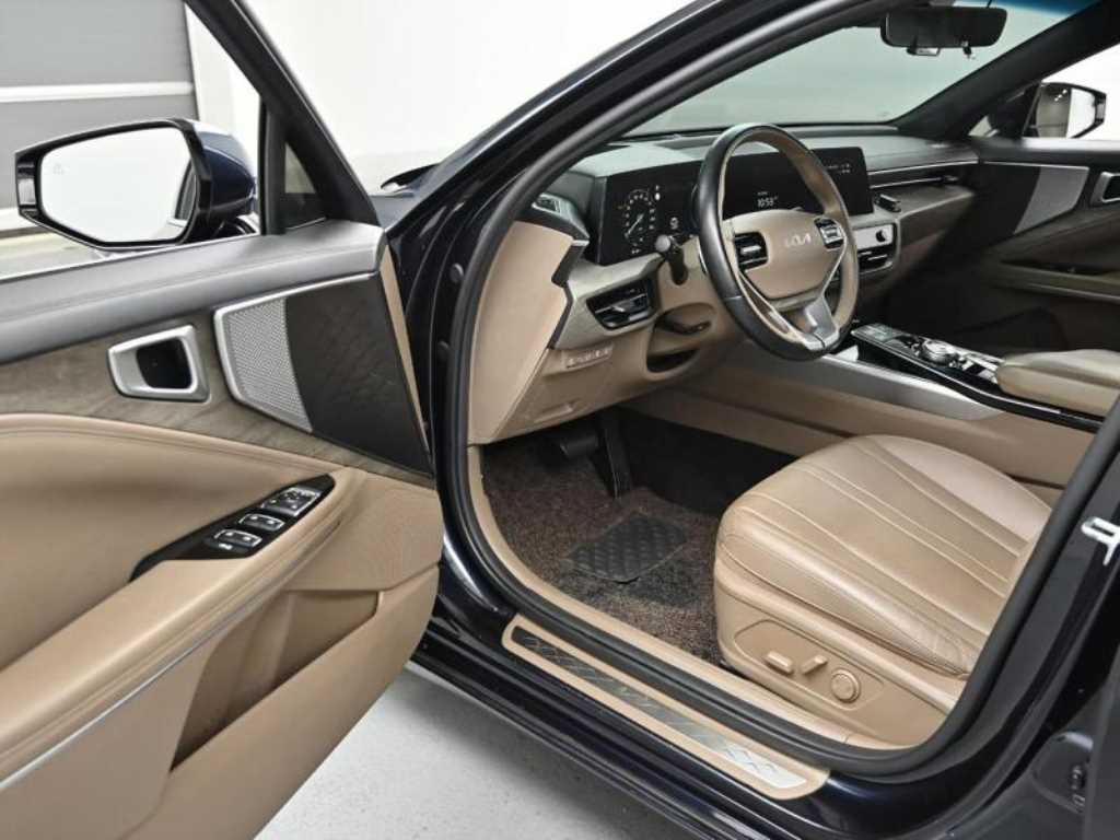 KIA K8 - Vista 11