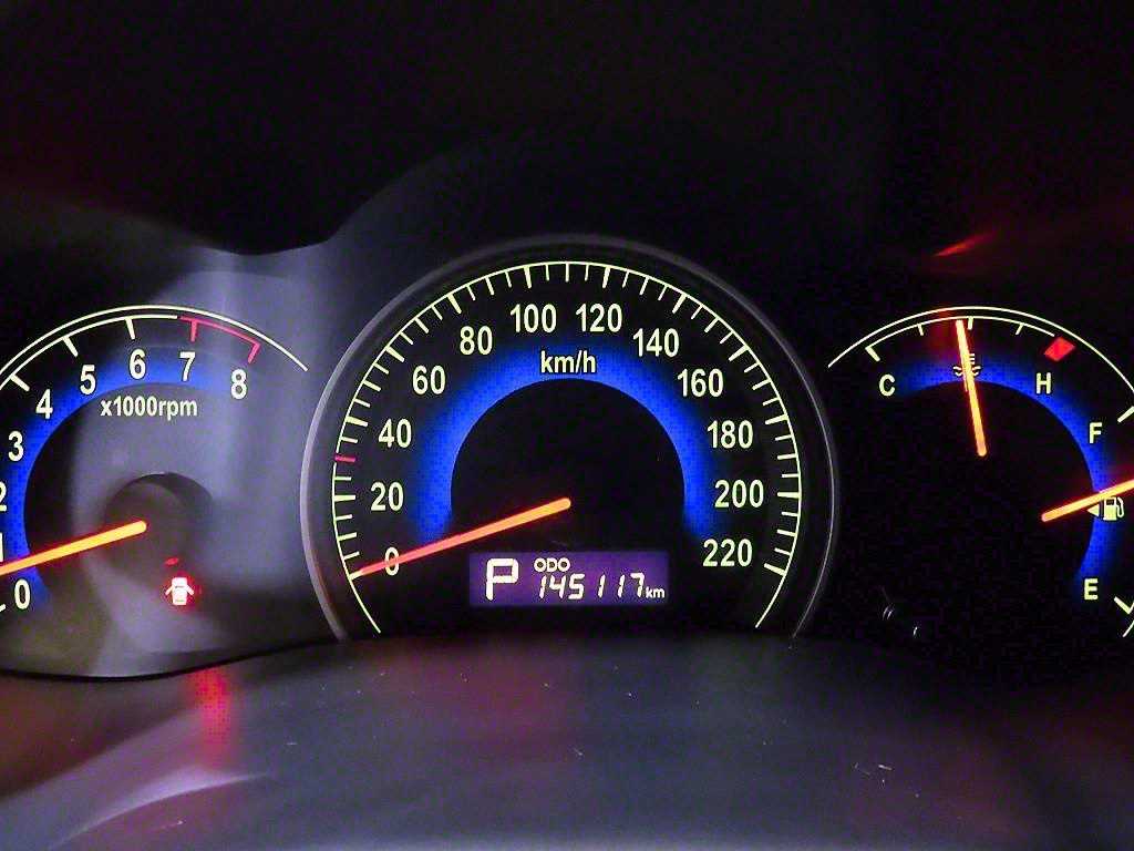 KIA Carnival - Vista 9