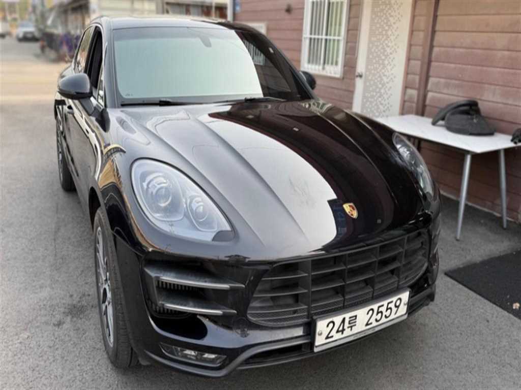 Porsche Macan - Vista 4