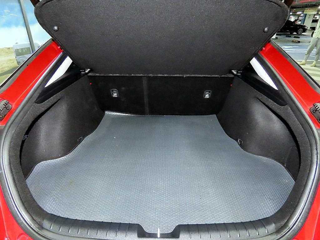 KIA Stinger 2018 Rojo - Importación desde Corea - HF Imports Iquique - Foto 16