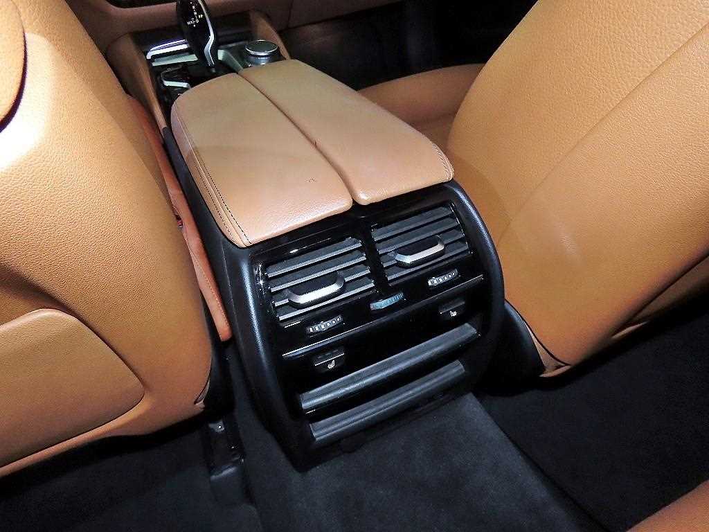 BMW 5 Series 2020 Blanco - Importación desde Corea - HF Imports Iquique - Foto 15