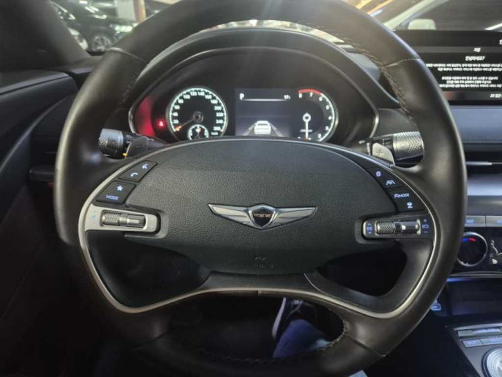 Genesis G80 - Vista 7