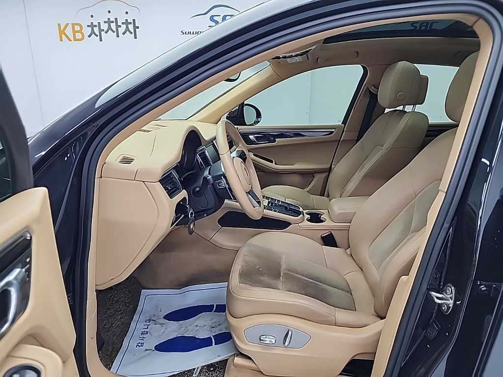 Porsche Macan - Vista 11