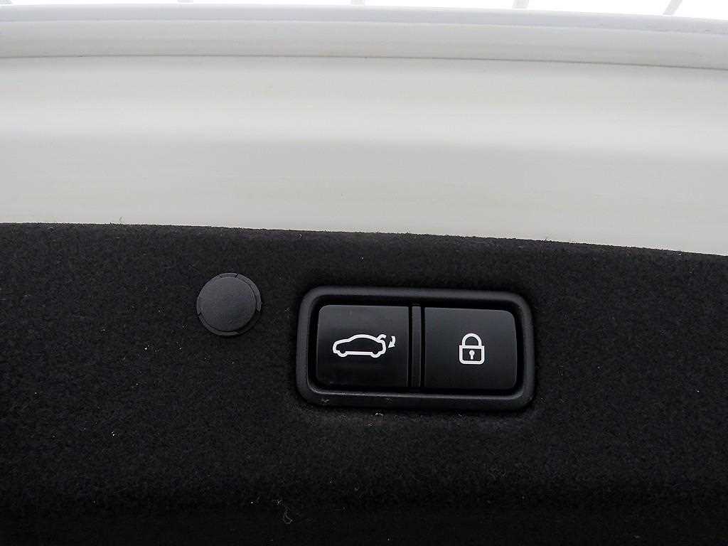 HYUNDAI Grandeur - Vista 5