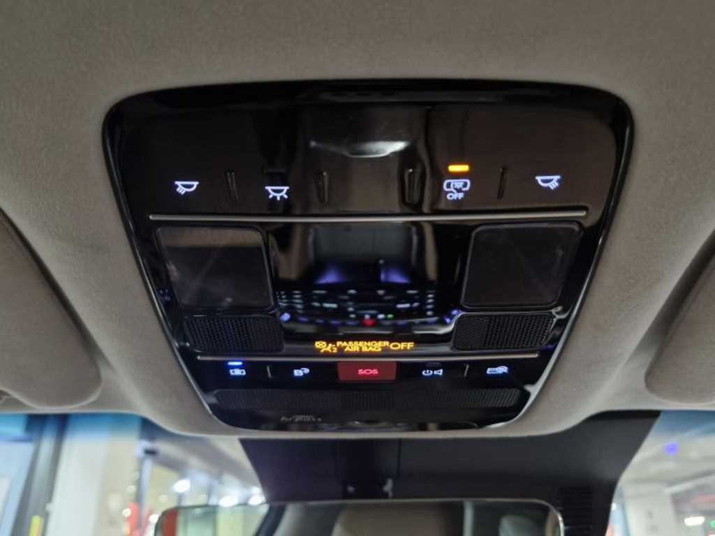 HYUNDAI Grandeur - Vista 12