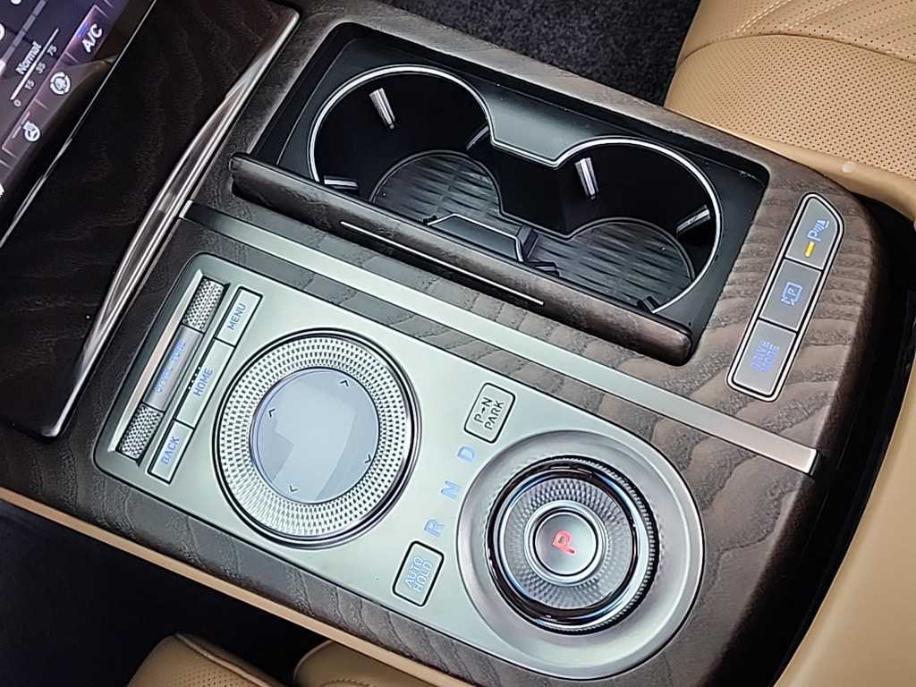 Genesis G80 - Vista 8