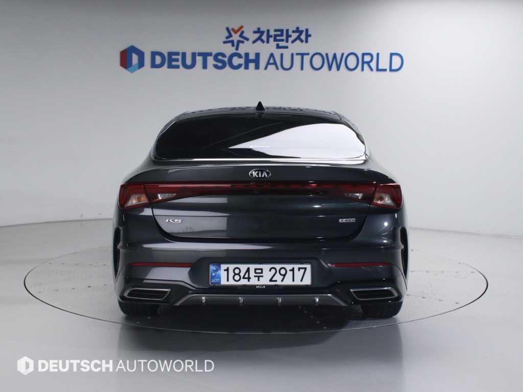 KIA K5 - Vista 4