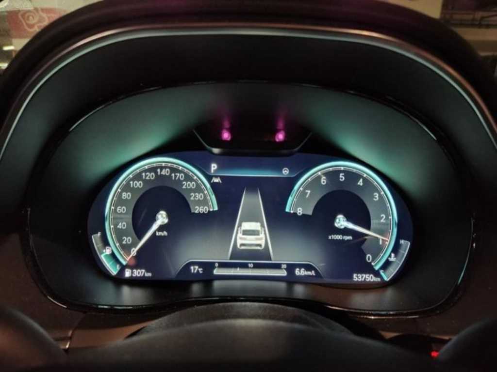 Genesis GV70 - Vista 10