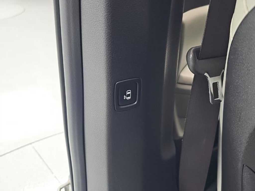 KIA Carnival 2023 Blanco - Importación desde Corea - HF Imports Iquique - Foto 15