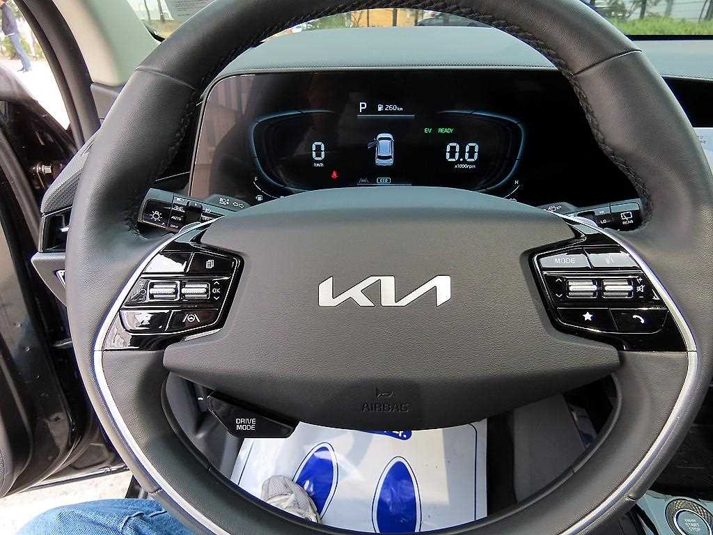 KIA Niro - Vista 8