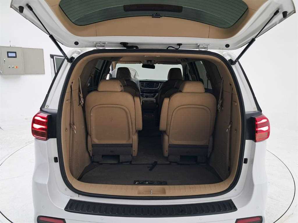 KIA Carnival 2020 Blanco - Importación desde Corea - HF Imports Iquique - Foto 17