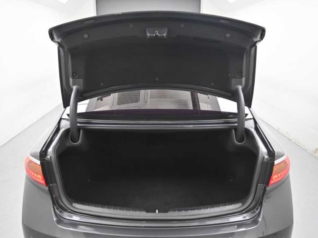 KIA K7 2016 Gris - Importación desde Corea - HF Imports Iquique - Foto 19