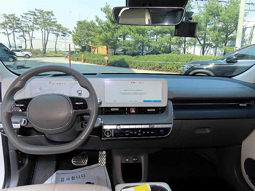 HYUNDAI Ioniq 5 - Vista 7