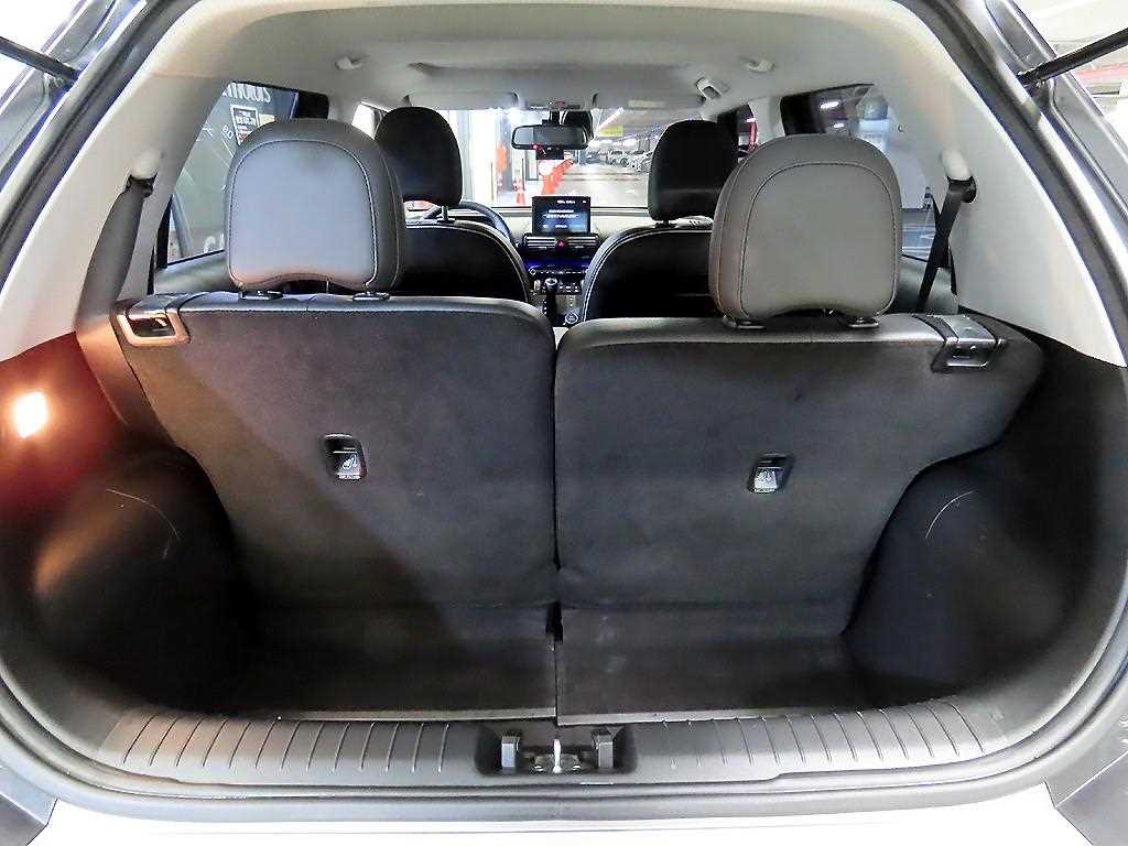 HYUNDAI Casper - Vista 6