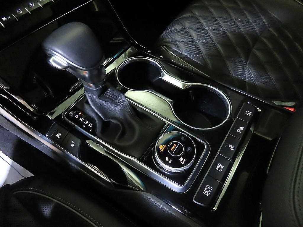 KIA Mohave - Vista 12