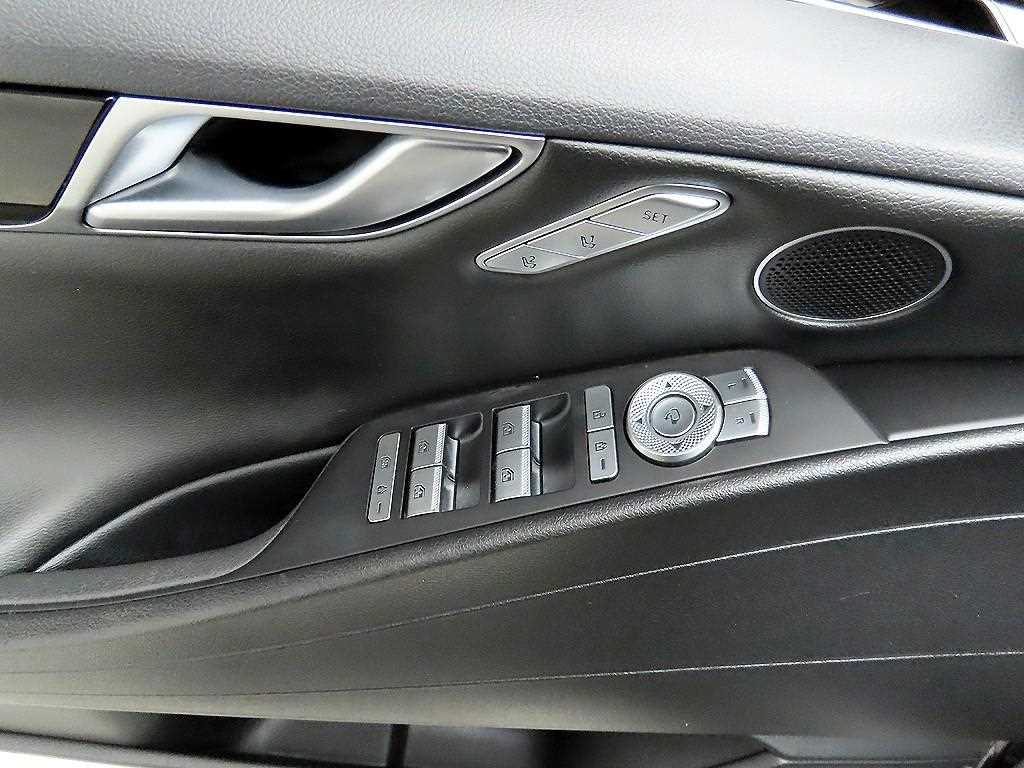 Genesis G80 - Vista 11