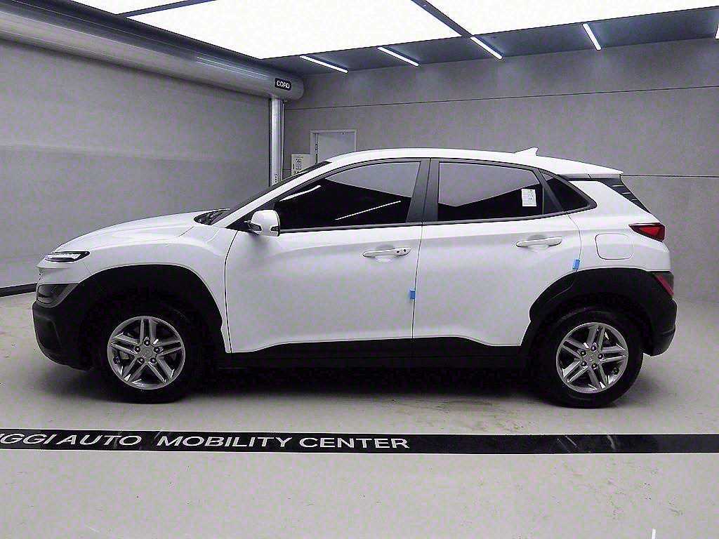 HYUNDAI Kona - Vista 4