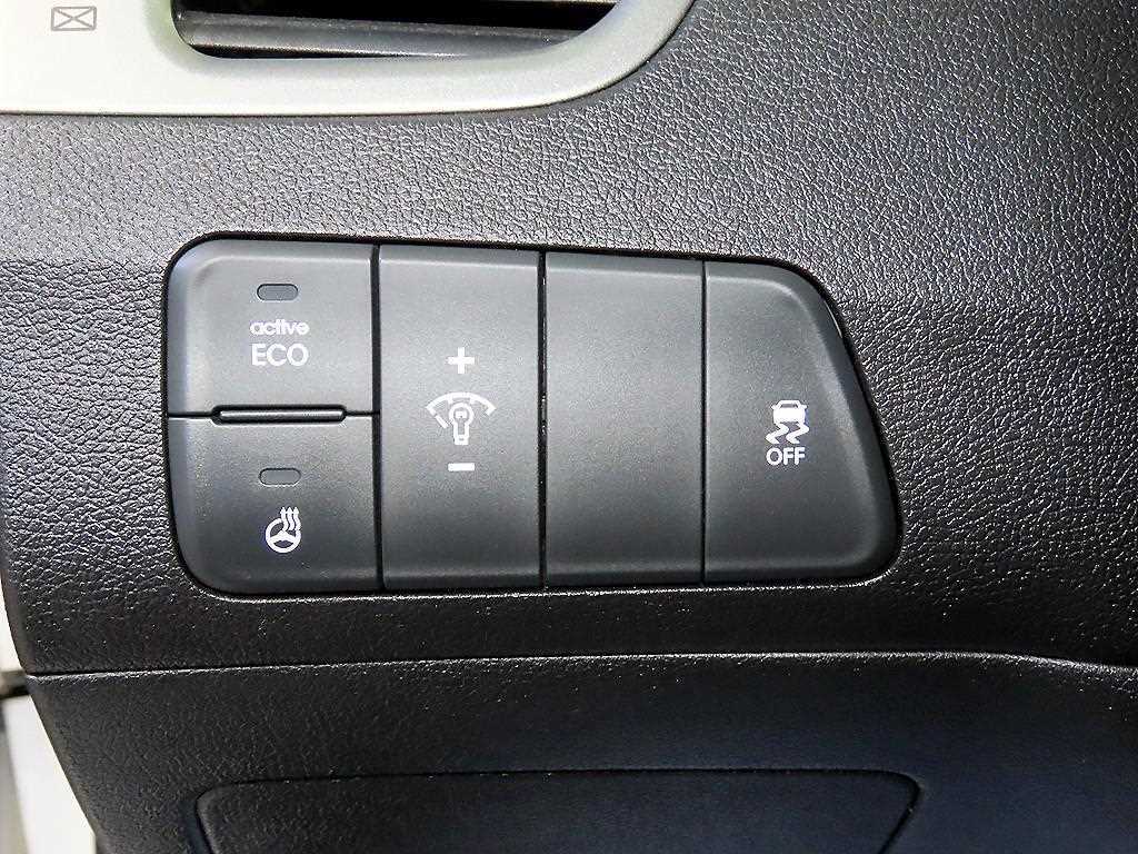 HYUNDAI Avante 2015 Blanco - Importación desde Corea - HF Imports Iquique - Foto 14